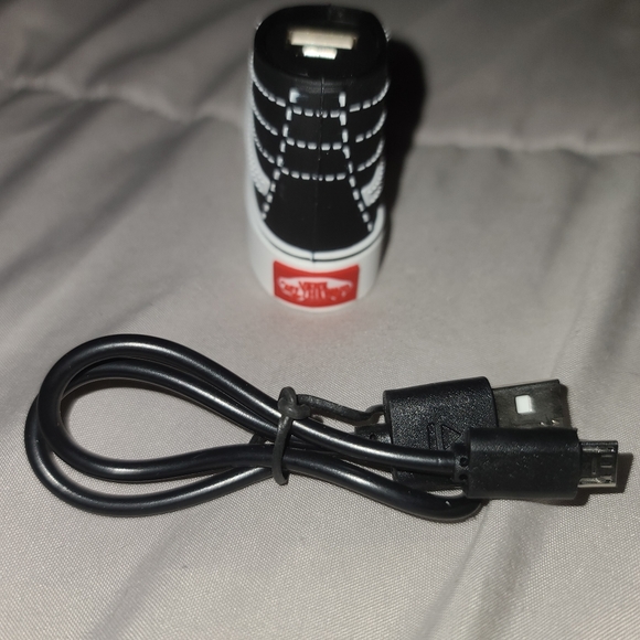 COPY - Vans Black Sk-8 HI external charger - Picture 7 of 11